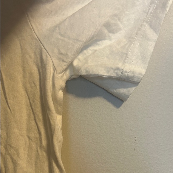 Levi's White Short Sleeve Tee with Logo - Picture 7 of 9